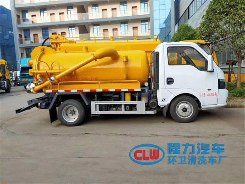 帶你看藍(lán)牌高端吸污車11.69萬(wàn)起